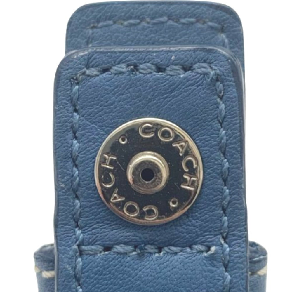COACH コーチ ポーチ リストレット レザーポーチ スカイブルー ストラップ、ブランドタグ付き コンパクト レディース