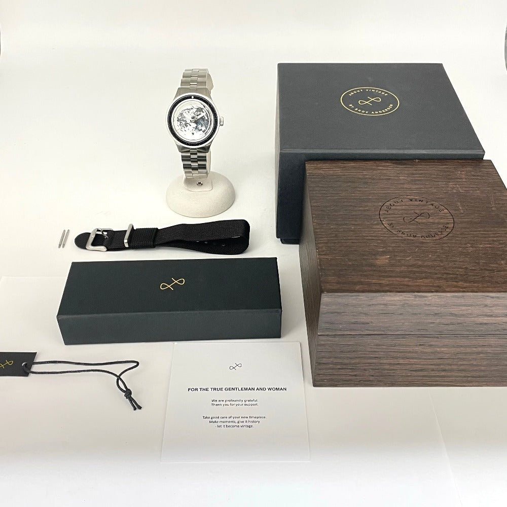 アバウトヴィンテージ アースライズ × WWF パートナーシップ 41mm 2025年限定 ファブリック付属 ABOUT VINTAGE Eathrise メンズ 腕時計