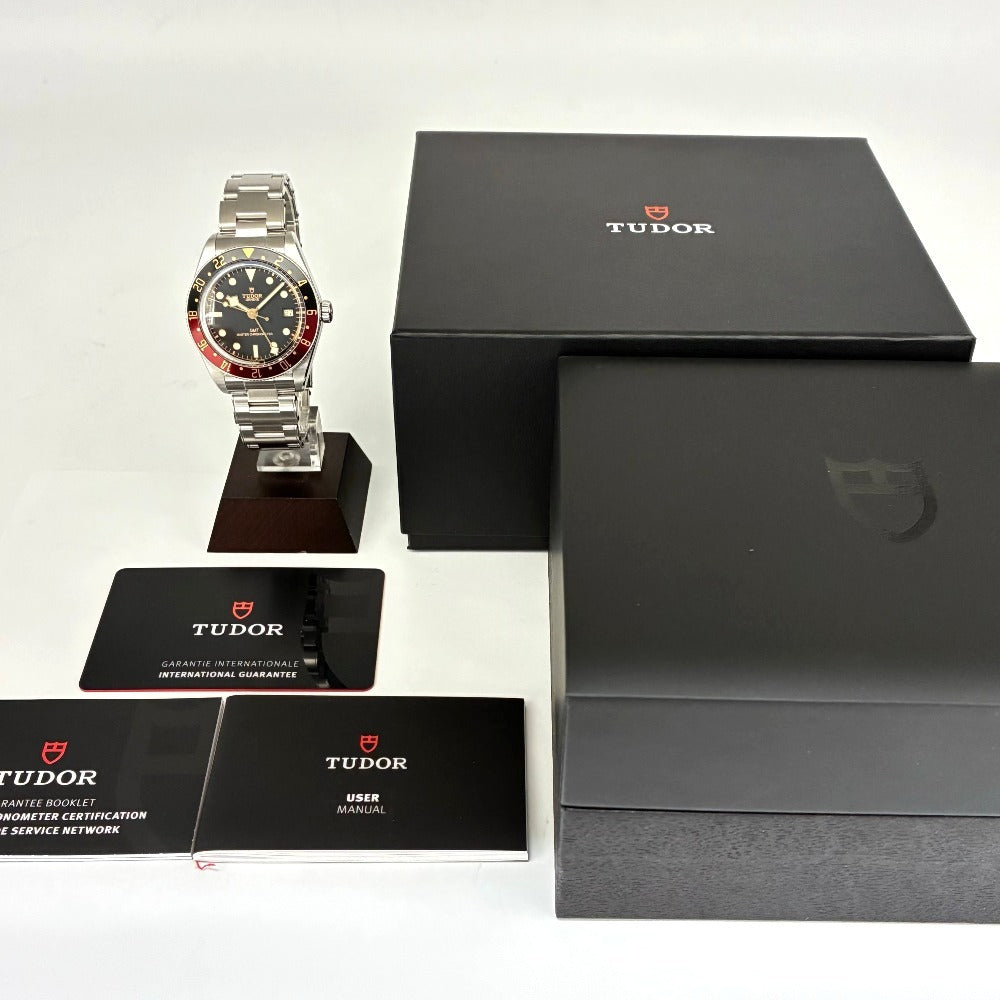 チューダー 保証書2025年 7939G1A0NRU ブラックベイ 58 GMT 39mm BB58 赤黒ベゼル コーク ブラック文字盤 自動巻き メンズ TUDOR 腕時計