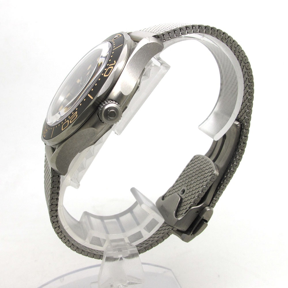 OMEGA オメガ 腕時計 シーマスター ダイバー 300M コーアクシャル マスター クロノメーター 007エディション 210.90.42.20.01.001 SEAMASTER