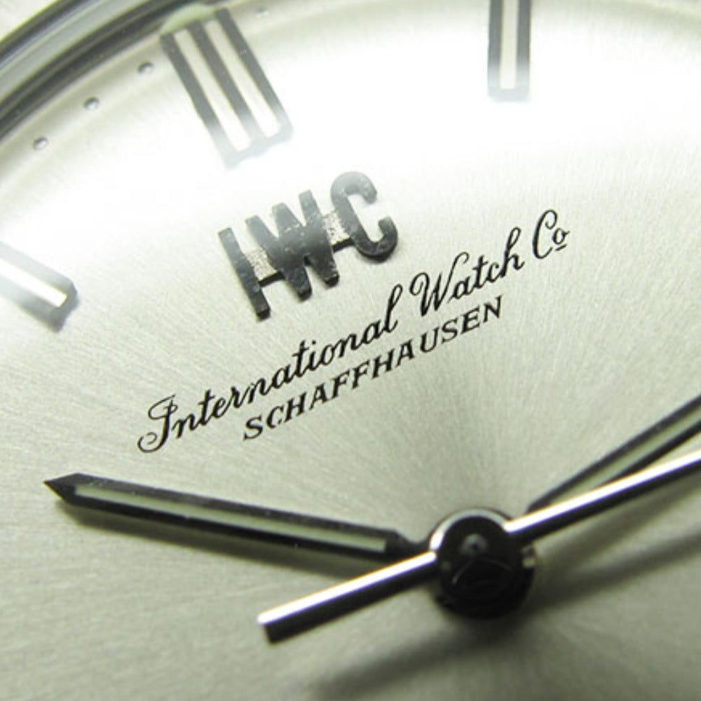 IWC SCHAFFHAUSEN アイダブリューシー シャフハウゼン 腕時計 オールドインター IW814 36mm シルバー文字盤 自動巻き