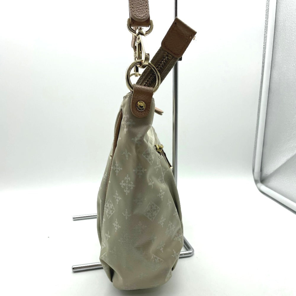 russet ラシット ショルダーバッグ コンパクトバッグ ミニバッグ シグネチャー 正面ロゴ ゴールド金具 ナイロン レザー アイボリー エクリュ ベージュ レディース