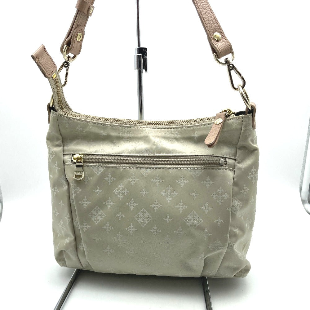russet ラシット ショルダーバッグ コンパクトバッグ ミニバッグ シグネチャー 正面ロゴ ゴールド金具 ナイロン レザー アイボリー エクリュ ベージュ レディース
