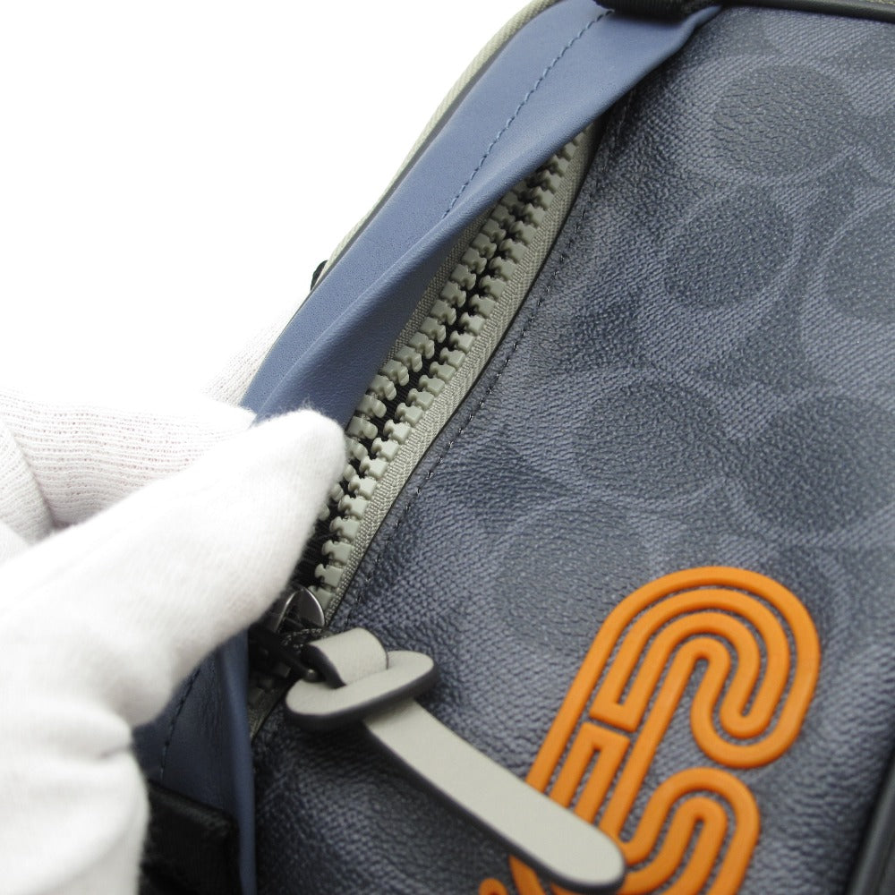 COACH コーチ ポーチ ノースサウス ハイブリッド ポーチ カラーブロック シグネチャー カラビナ付き ミニバッグ メンズ レディース C3203 美品