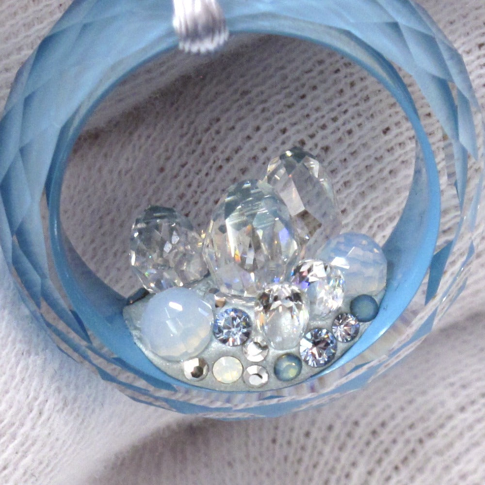 SWAROVSKI スワロフスキー リング型 ネックレス チョーカー ペンダント クリスタル 紐 ブルー 箱付き アクセサリー レディース