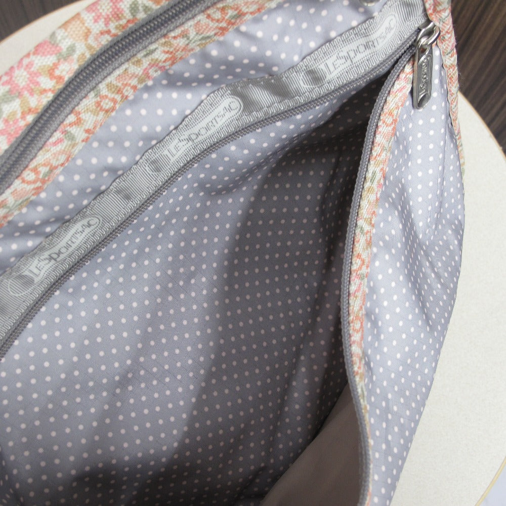 LeSportsac レスポートサック ショルダーバッグ 花柄 ドット柄 斜め掛け バッグインバッグ有 ナイロン レディース