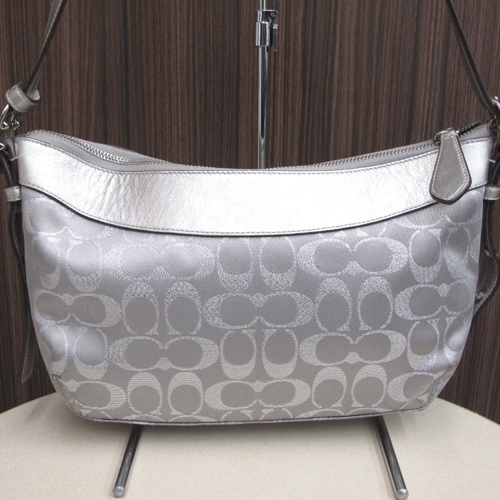 COACH コーチ ショルダーバッグ 斜め掛け シグネチャー ナイロン シルバー レディース