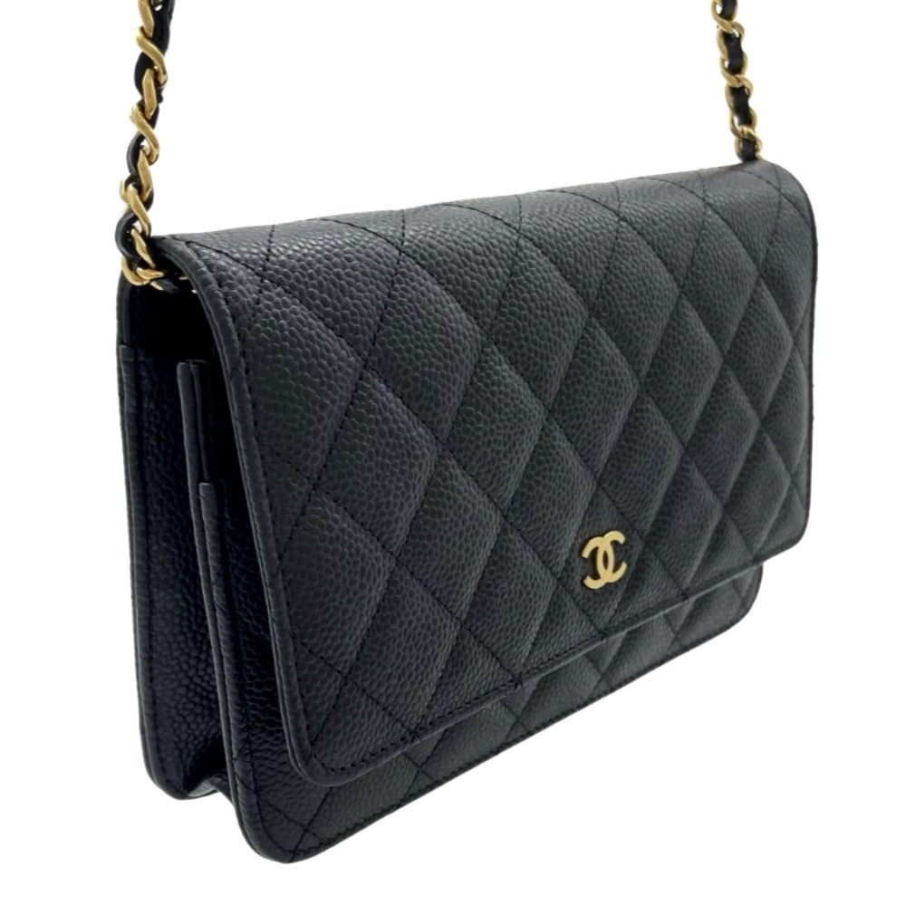 CHANEL シャネル ショルダーバッグ クラシック チェーンウォレット マトラッセ ゴールド金具 キャビアスキン グレインドカーフスキン AP0250 Y01864 C3906