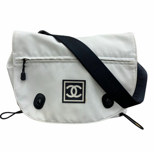 セレブール福井 ショルダーバッグ シャネル