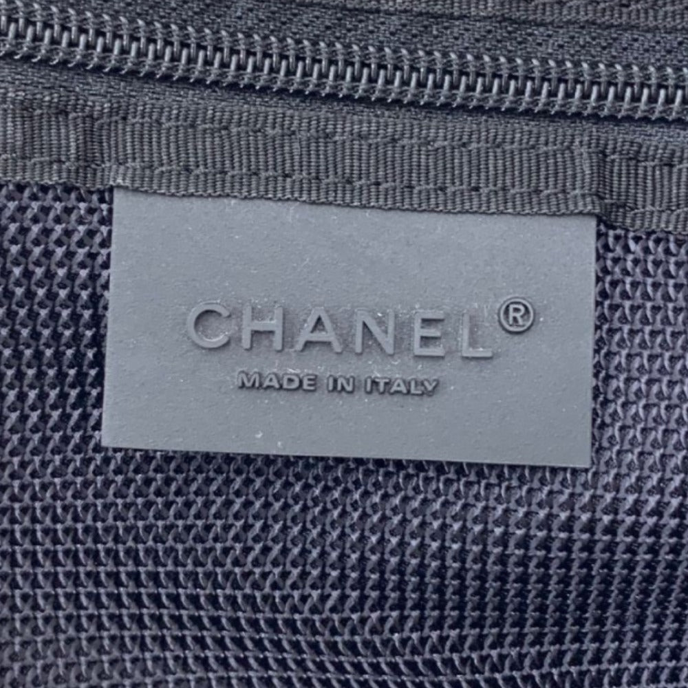 CHANEL シャネル ショルダーバッグ スポーツライン ココマーク ナイロンバッグ ホワイト メッセンジャー ユニセックス