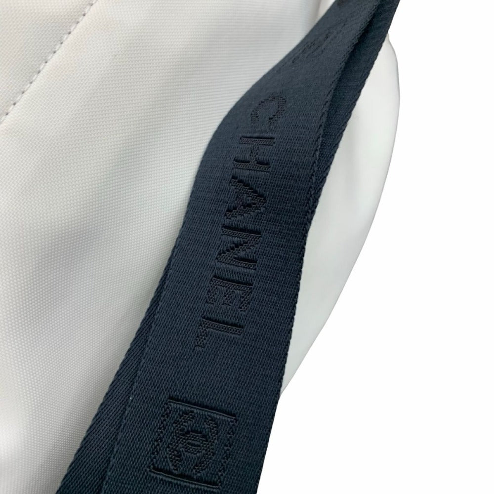 CHANEL シャネル ショルダーバッグ スポーツライン ココマーク ナイロンバッグ ホワイト メッセンジャー ユニセックス