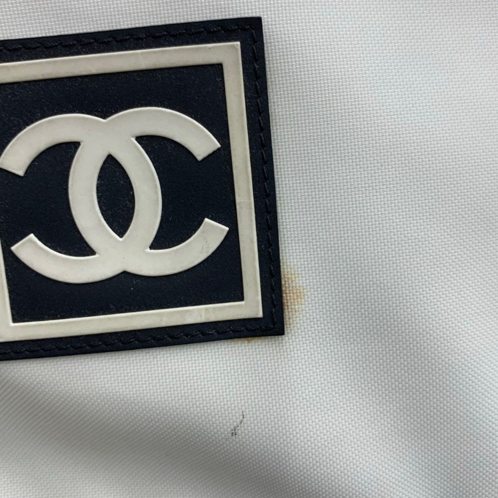 CHANEL シャネル ショルダーバッグ スポーツライン ココマーク ナイロンバッグ ホワイト メッセンジャー ユニセックス