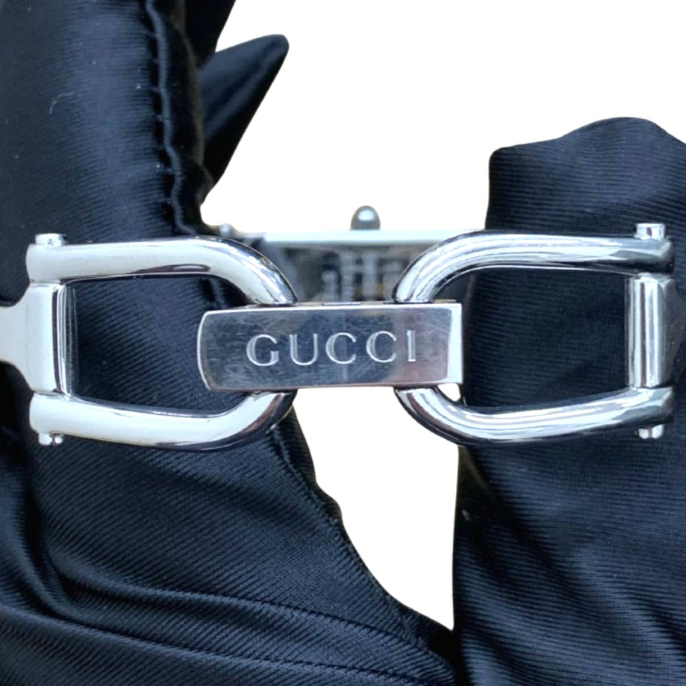 GUCCI グッチ 腕時計 1500L バングル型 クォーツ ピンクシェル文字盤 シルバーステンレス レディース
