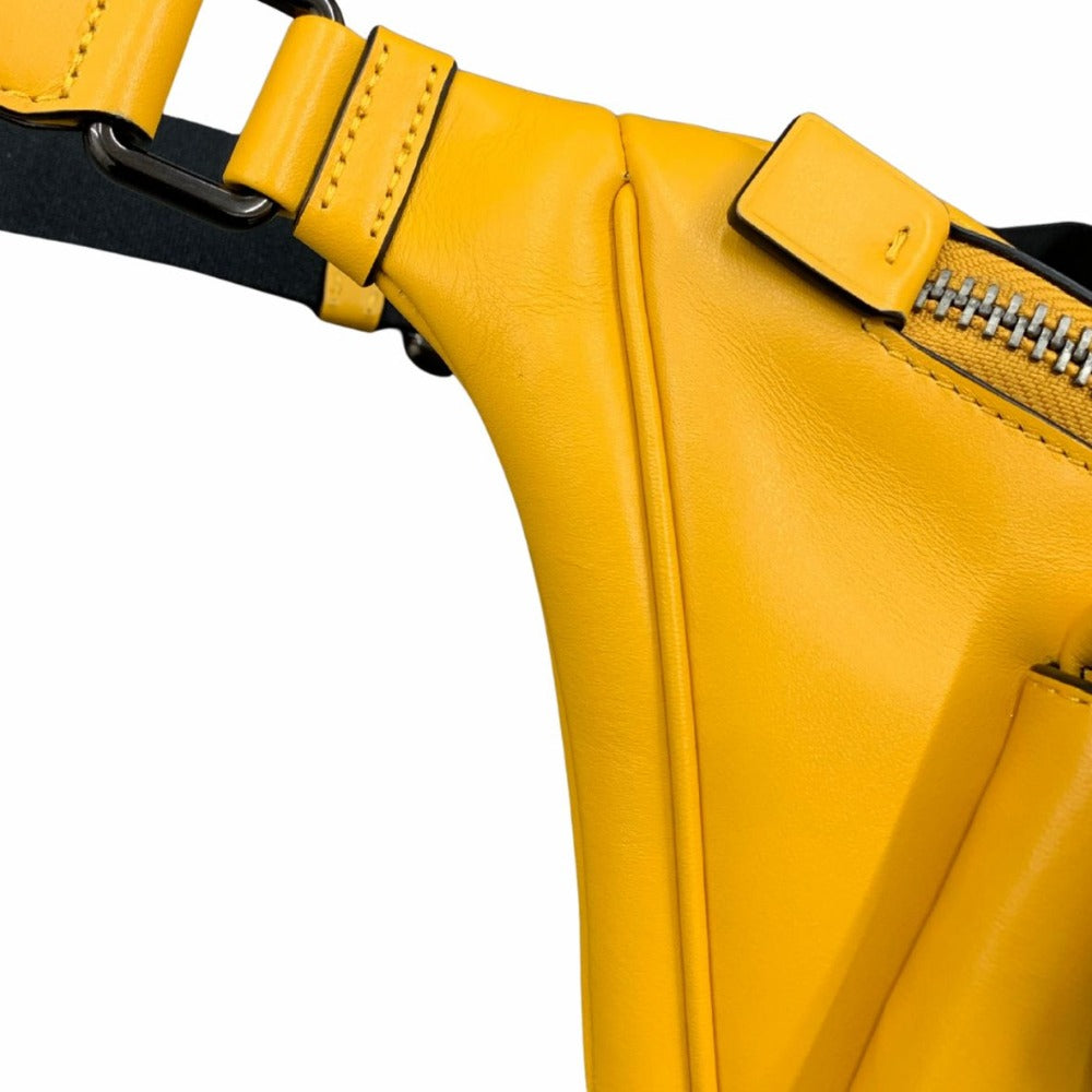 コーチ ウエストバッグ 02021-C1277 イエロー レザー コンパクトバッグ シンプル 小物入れ 斜め掛け メンズ