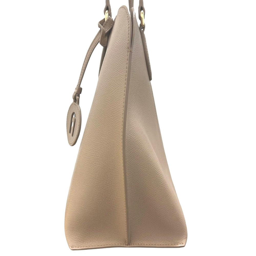 セレブール福井エルパプラス