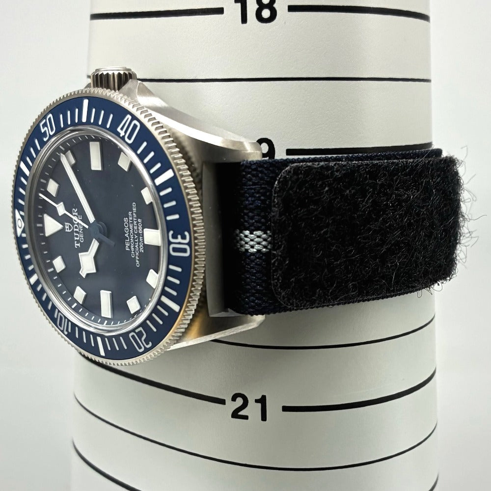 チューダー 25707B /25-0001 ぺラゴスFXD 42mm フランス海軍 固定ストラップバー 両回転ベゼル チタン 自動巻き メンズ TUDOR 腕時計