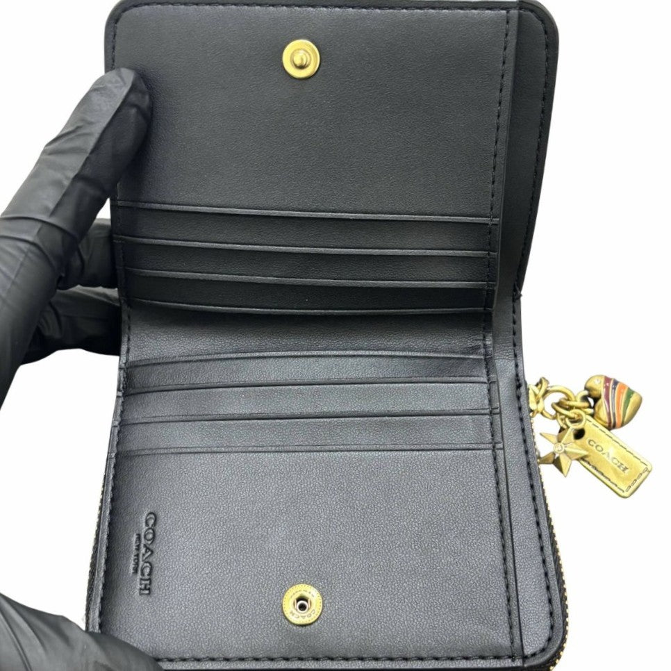 コーチ 財布 ブラック レザー CCD79 エッセンシャル ビルフォールド ウォレット・チャーム ゴールド金具 シンプル コンパクト COACH