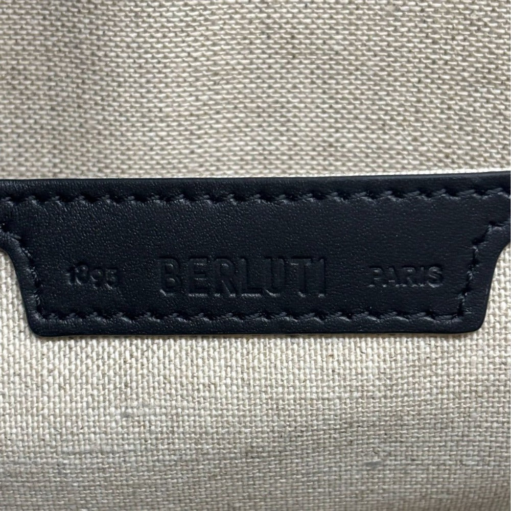 ベルルッティ クラッチバッグ ニノGM スクリットレザー カリグラフィ レザー グレー シルバー金具 カードポケット Berluti