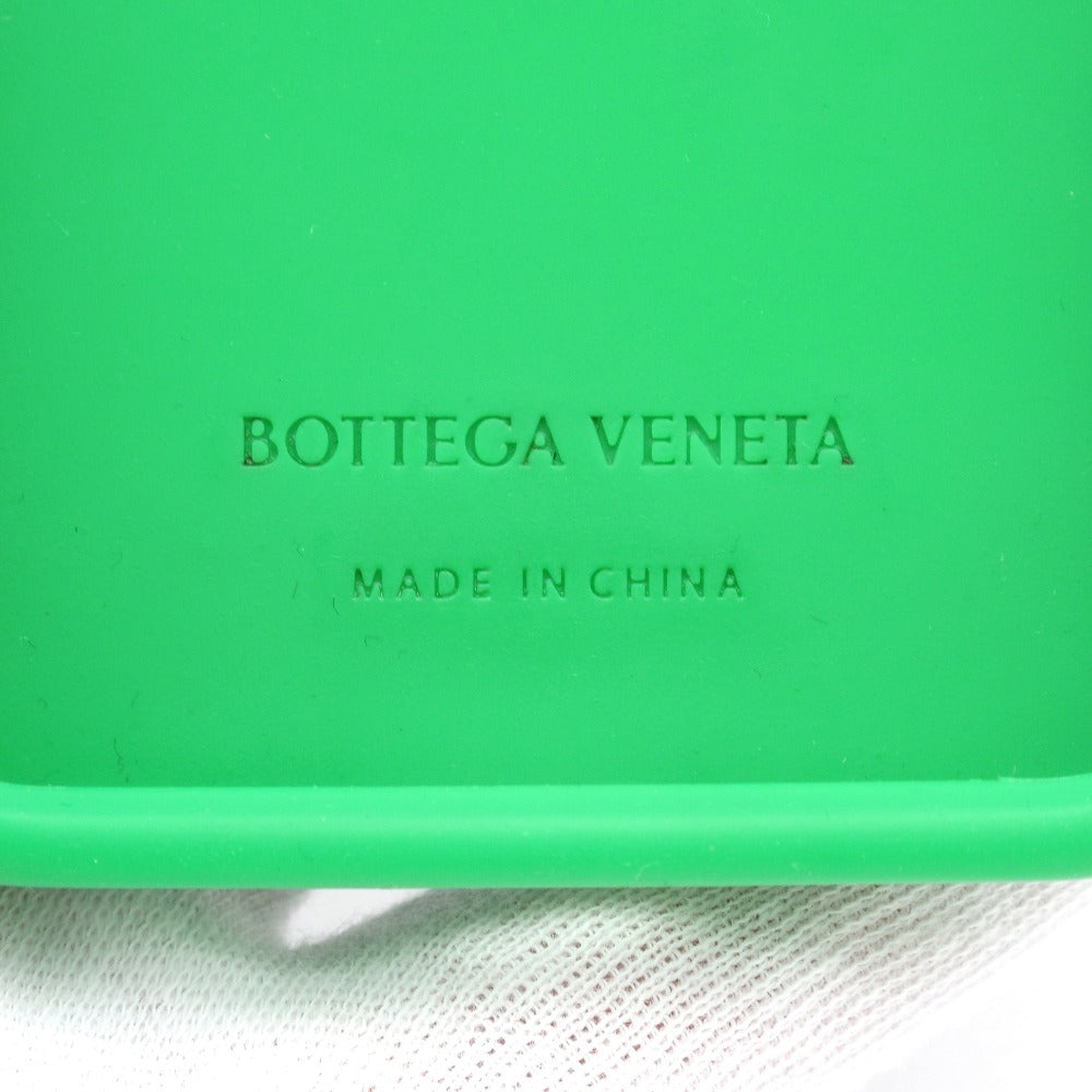 BOTTEGA VENETA ボッテガヴェネタ イントレチャート ラバーシリコン iPhone13 pro ケース カバー グリーン スマホアクセサリー 携帯 小物