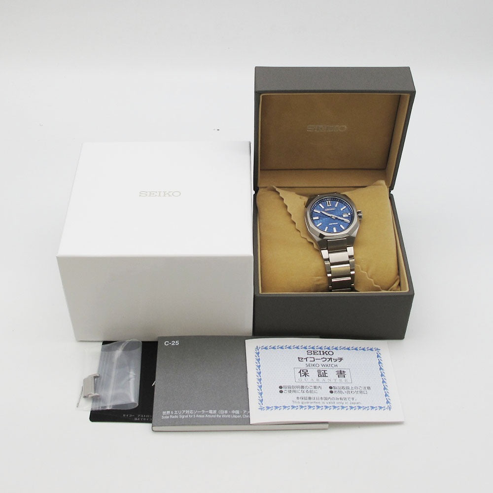 【美品】SEIKO セイコー アストロン NEXTERシリーズ ソーラー電波 メンズ 腕時計 チタン 青文字盤 SBXY061 / 7B72-0AF0